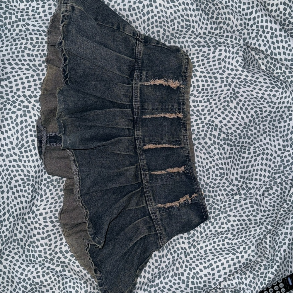 SHEIN ICON Pleated Hem Denim Skirt For Summer